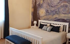 The Starry Night Apartment